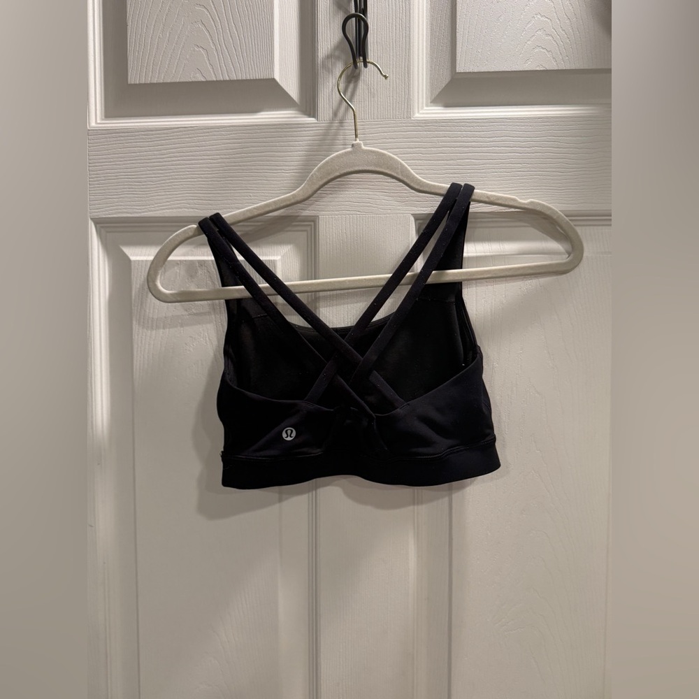 Lululemon Energy Bra Black-Size 4 - Picture 6 of 9